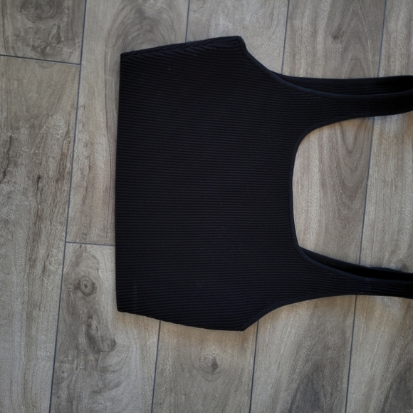 Sculpt KnitCropped Tank - Picture 2 of 2